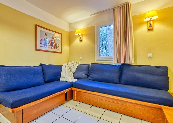 아파트 Les Grands Pins-3 By Interhome 카르캉